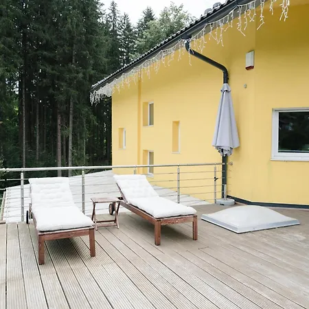 Wieland Woerthersee 度假居 *